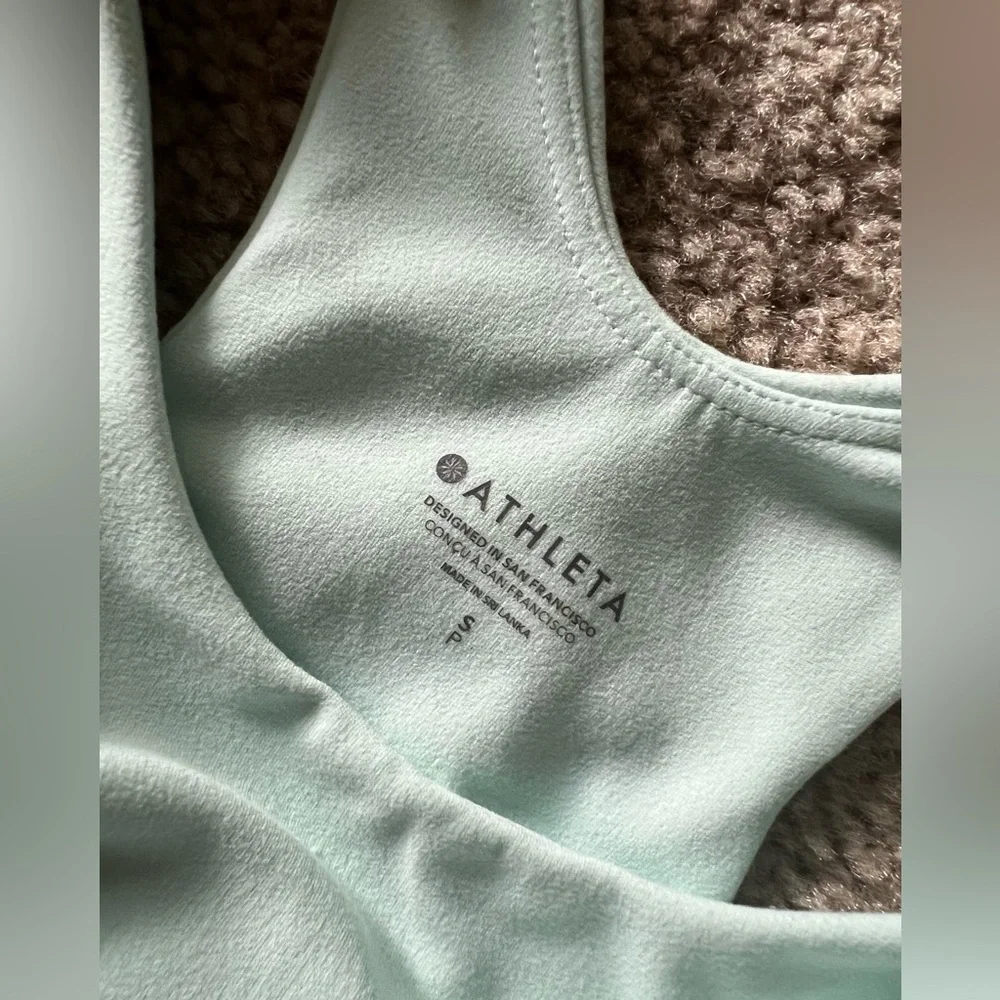 Athleta Conscious Built-In Bra Tank Sz S - Picture 7 of 10